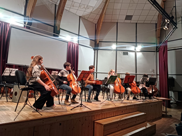 Tavaszi Művészeti Iskolás sikerek