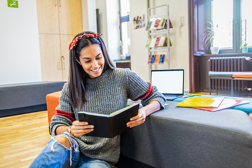 Heti könyvajánló, 2025. október 9.